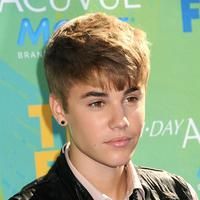 Justin Bieber at Teen Choice Awards 2011 photos | Picture 59030